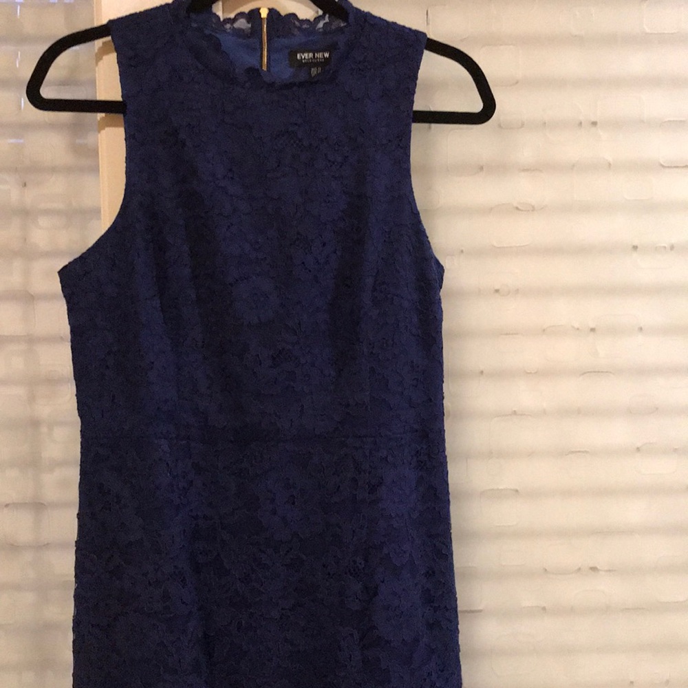 Dress - Picture 2 of 4